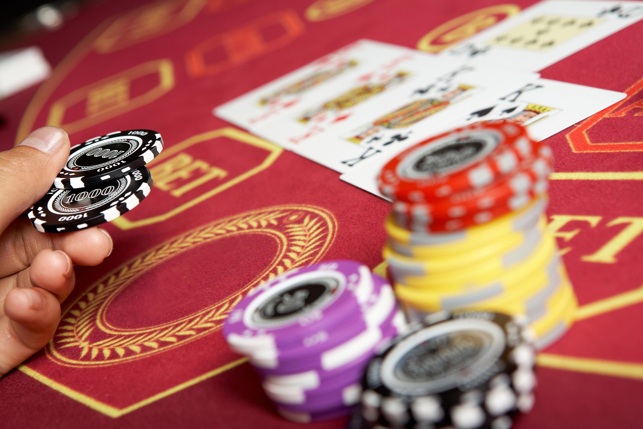 What are the advantages of online wager games?